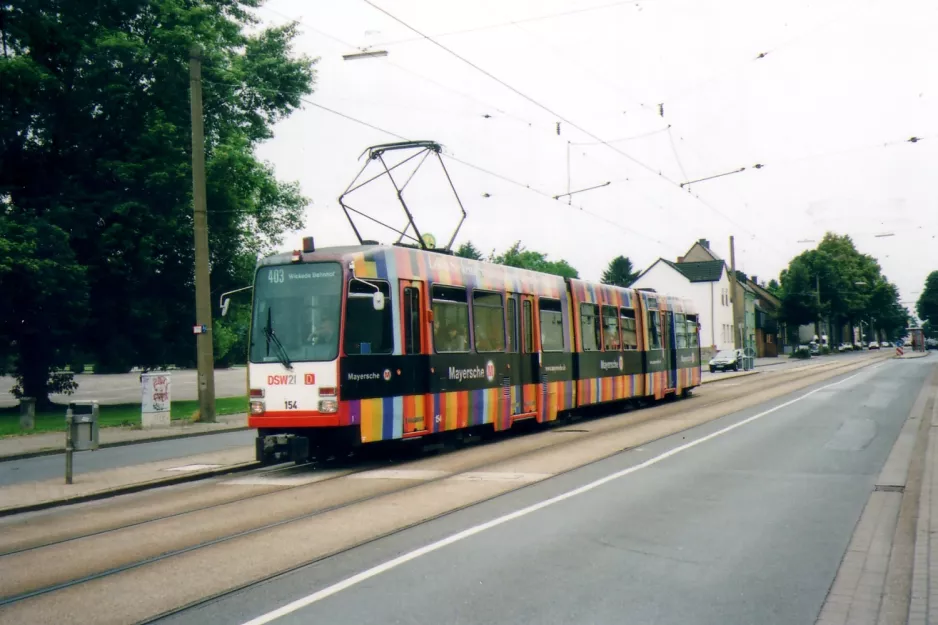 Dortmund tram line U43 with articulated tram 154 at In den Börten (2007)
