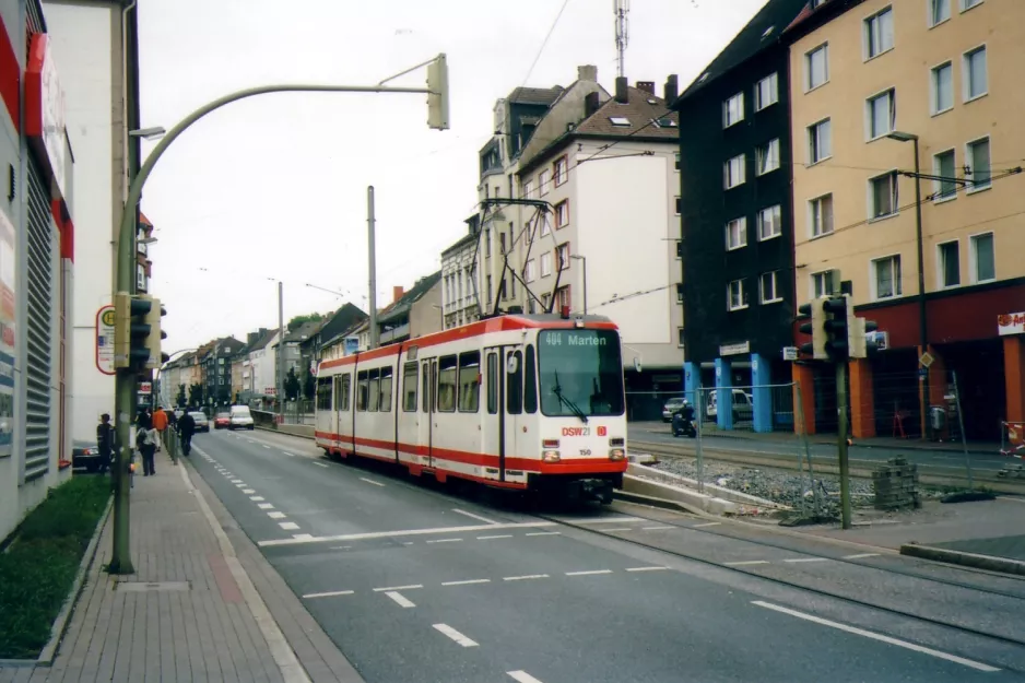 Dortmund tram line U44 with articulated tram 150 at Heinrichstr. (2007)