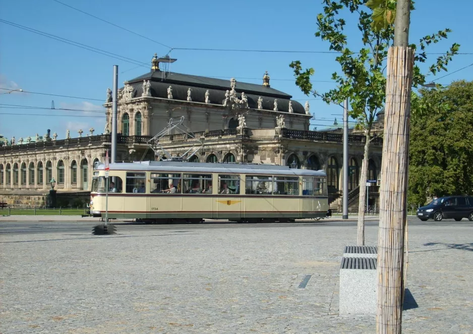 Dresden museum line 16 with museum tram 1734 on Postplatz (2007)