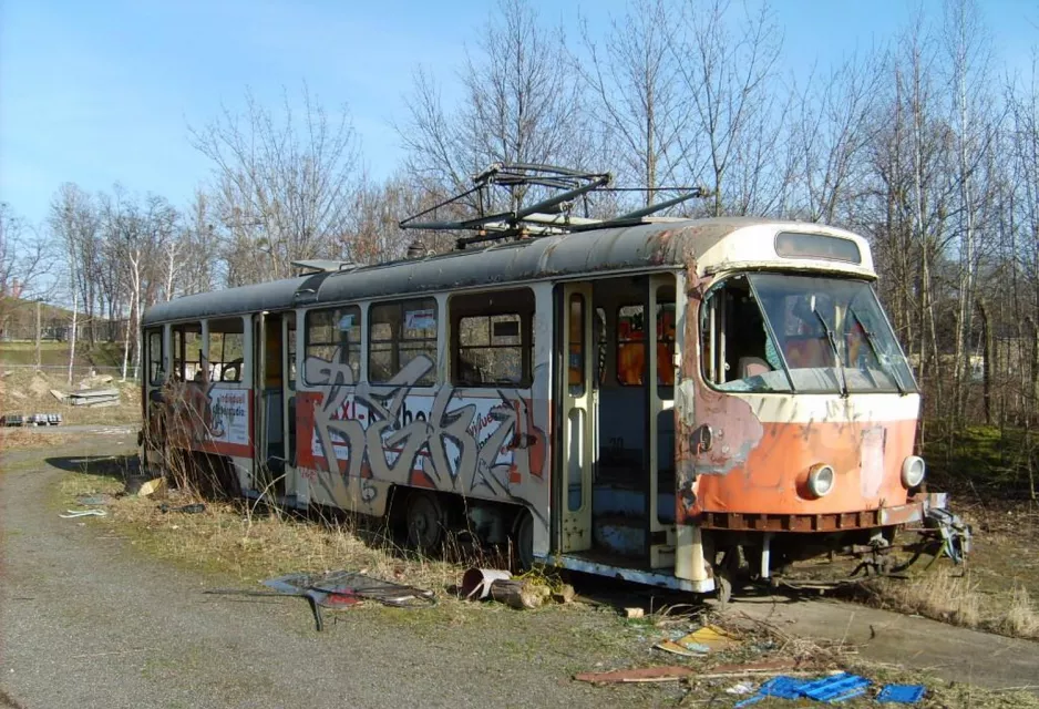 Dresden railcar 222-451-5 at Gleisschleife Diebsteig (2007)