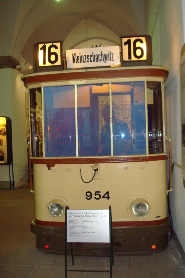 Dresden railcar 954 on Verkehrsmuseum Dresden (2011)