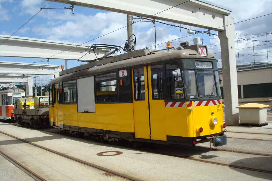 Dresden service vehicle 201 011-7 at Betriebshof Trachenberge (2015)