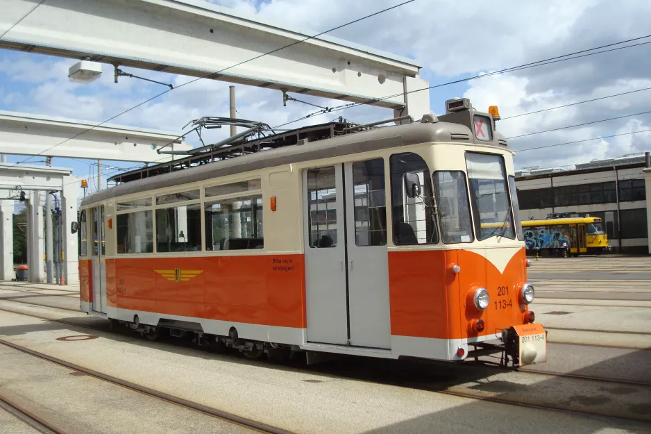 Dresden service vehicle 201 113-4 at the depot Betriebshof Trachenberge (2015)