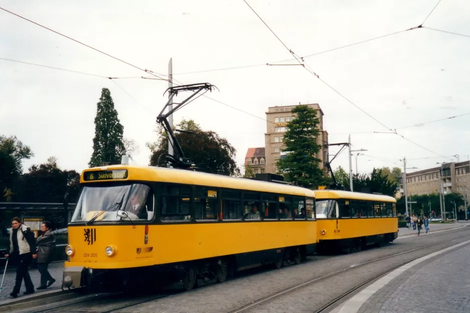 Dresden tram line 8 with railcar 224 205 at Albertplatz (2002)