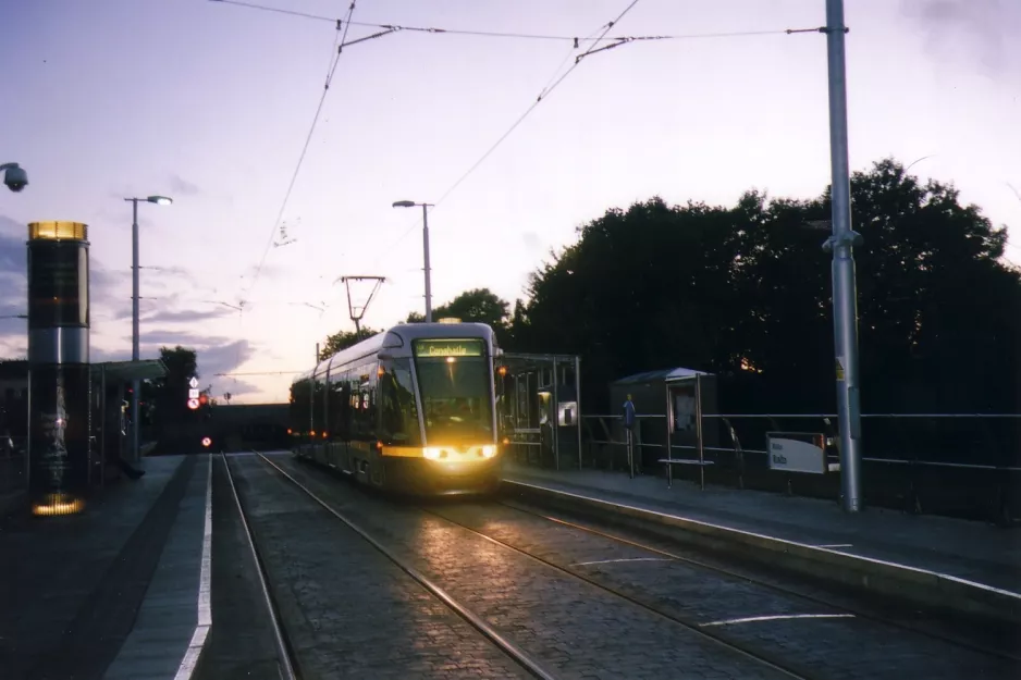 Dublin tram line Red at Rialto (2006)