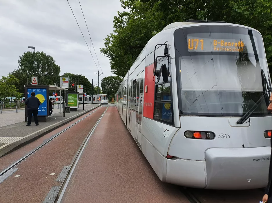 Düsseldorf regional line U71 with low-floor articulated tram 3345 at Benrath S (2020)