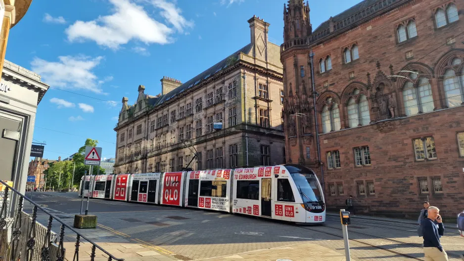 Edinburgh tram line  near York Place (2024)