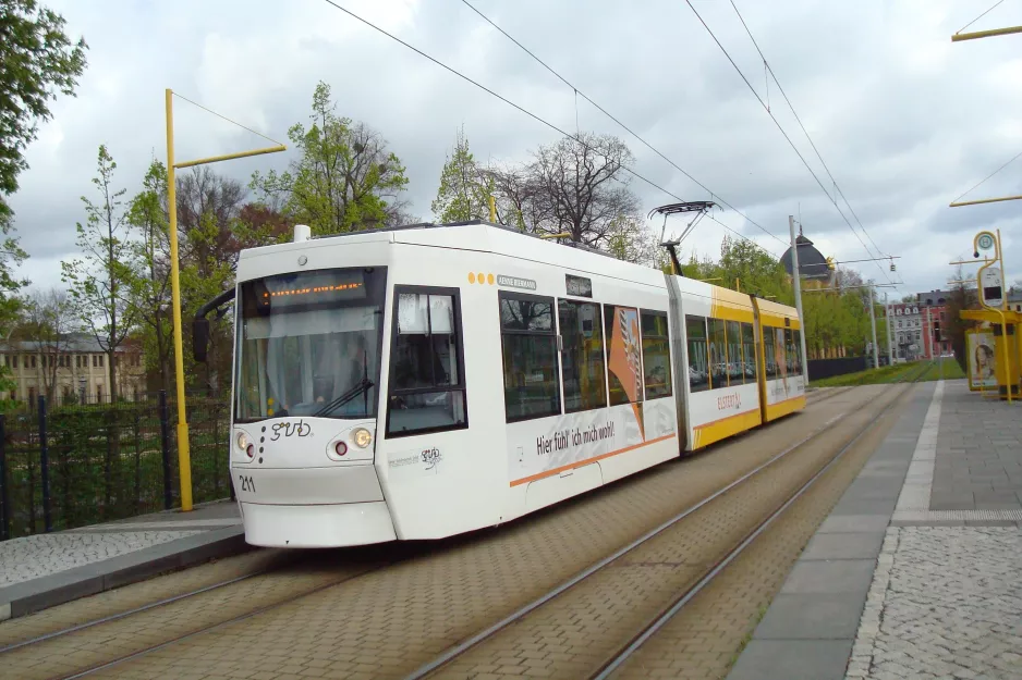 Gera tram line 1 with low-floor articulated tram 211 "Aenne Biermann" at Otto Dix (2014)