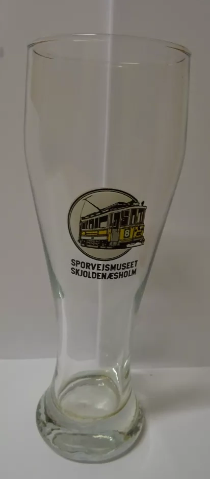 Glass: Skjoldenæsholm railcar 437 on The Tram Museum (2002)