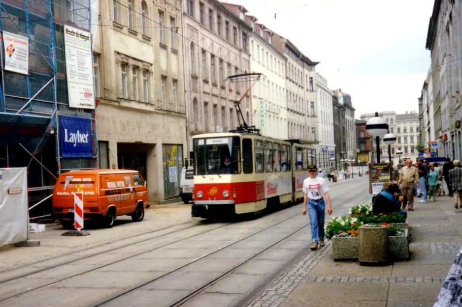 Görlitz tram line 1 with articulated tram 14 near Postplatz (1993)