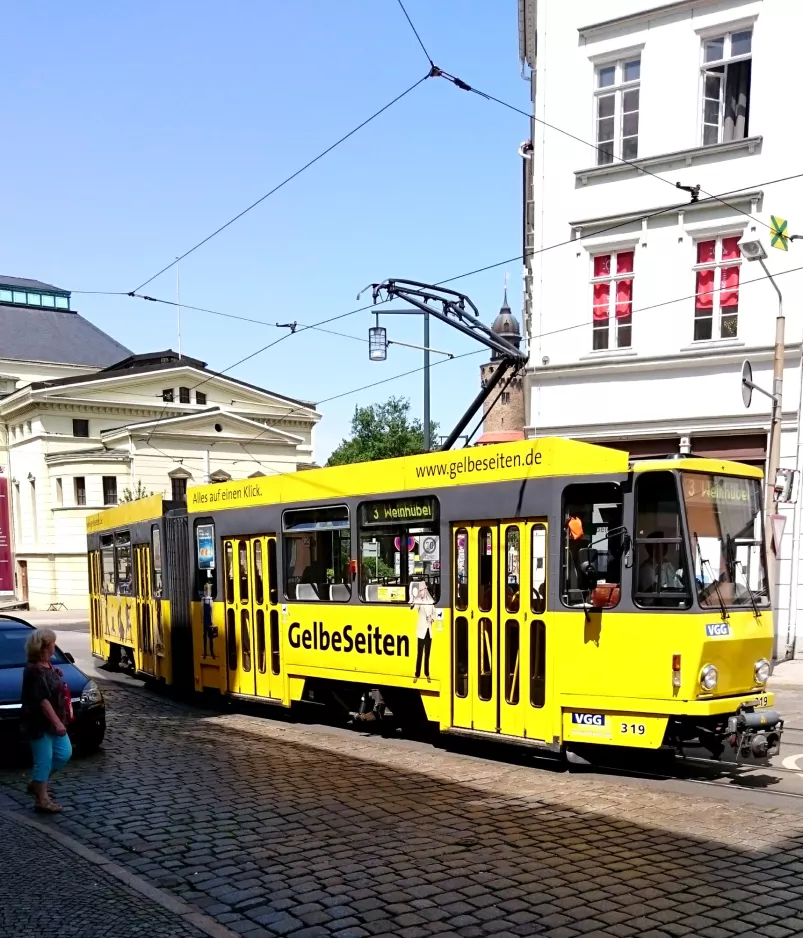 Görlitz tram line 1 with articulated tram 319 close by Bahnhof (2015)