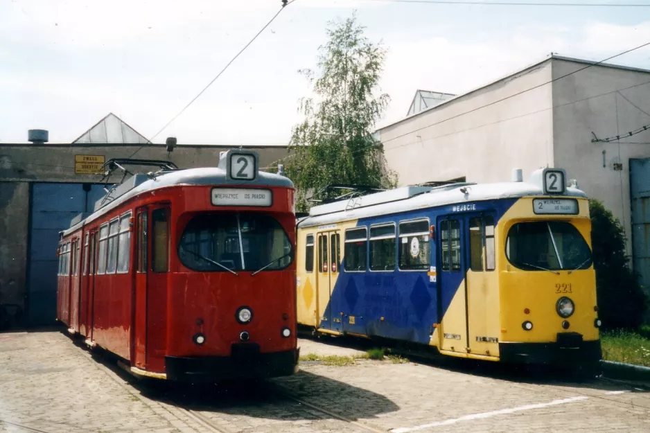 Gorzów Wielkopolski articulated tram at the depot Wieprzyce (2004)