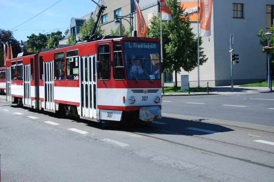 Gotha tram line 1 with articulated tram 307 on Ekhofplatz (2012)