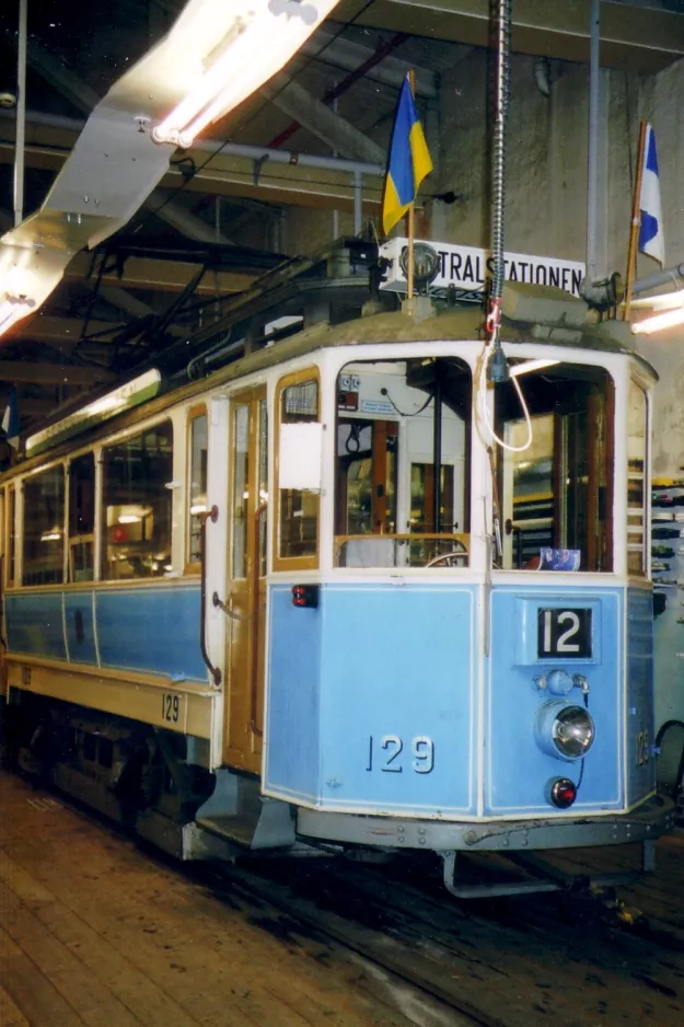 Gothenburg railcar 129 inside Gårdahallen (2005)