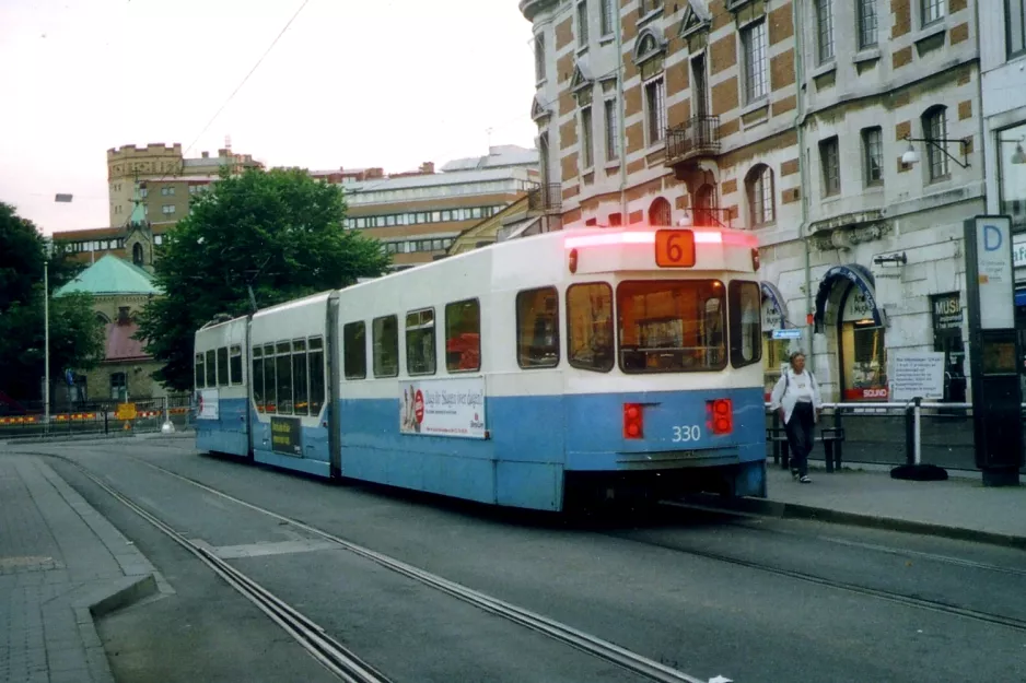 Gothenburg tram line 6 with articulated tram 330 at Grönsakstorvet (2005)