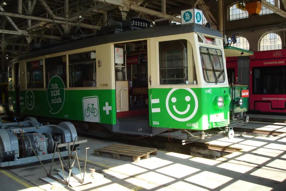 Graz railcar 206 at Steyrergasse (2012)