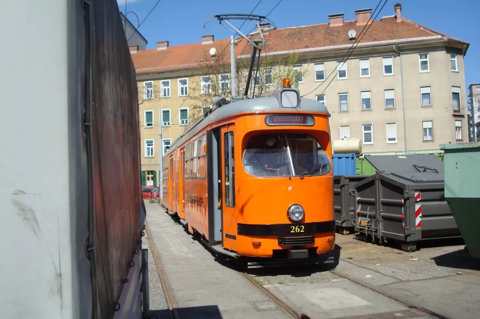 Graz service vehicle 262 at Steyrergasse (2012)