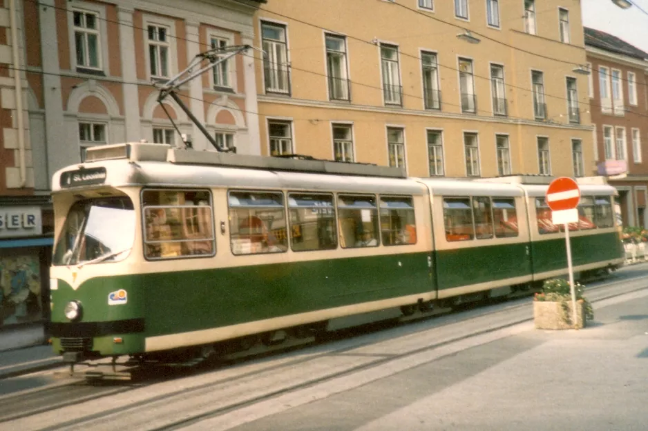 Graz tram line 7 with articulated tram 7 on Südtiroler Platz/Kunsthaus (1986)