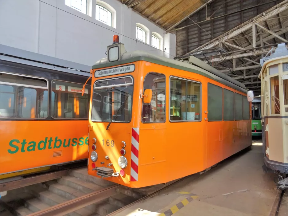 Halberstadt grinder car 169 at Friedhof (2017)