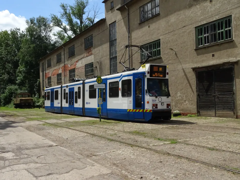 Hannover Hohenfelser Wald with articulated tram 904 at Hohenfelser Mitte (2024)