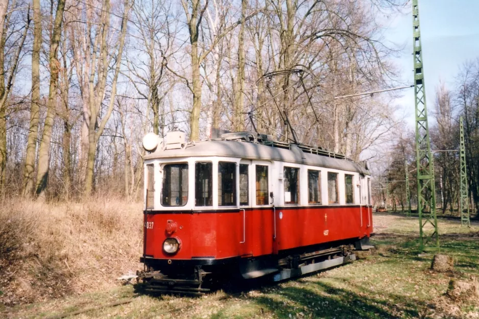Hannover Hohenfelser Wald with railcar 4037 on Hannoversches Straßenbahn-Museum (2004)