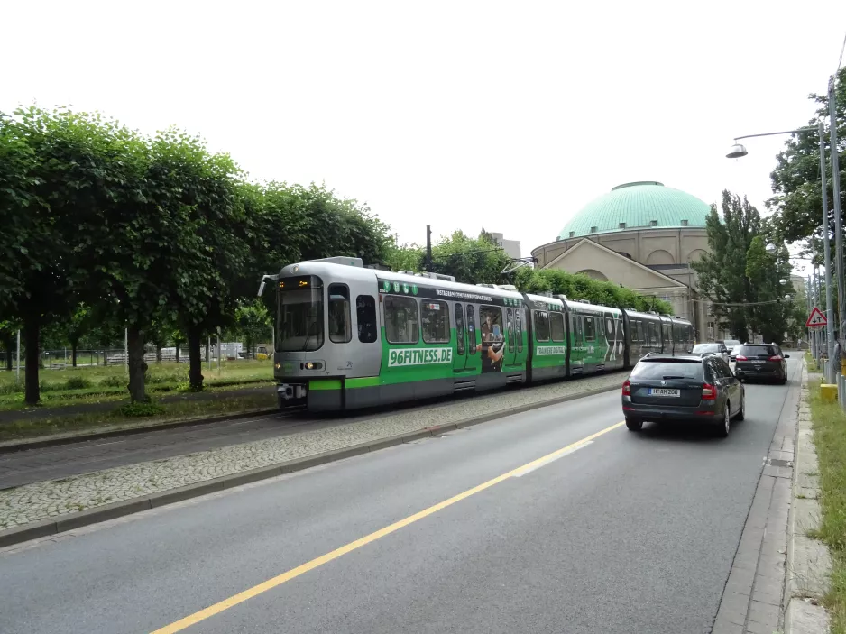 Hannover tram line 11 with articulated tram 2550 at Congress Centrum (2020)