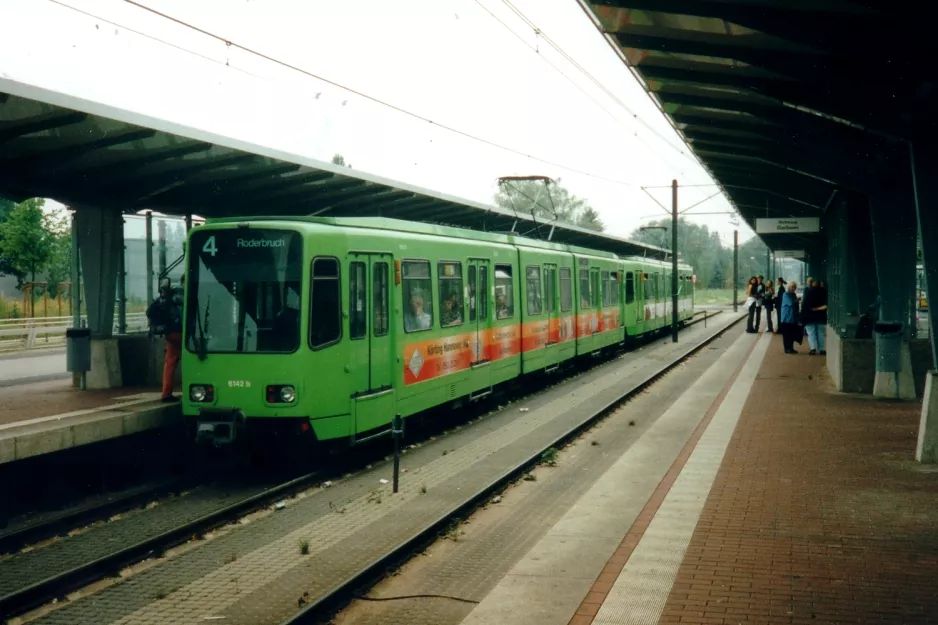 Hannover tram line 4 with articulated tram 6142 at Marienwerden/Wissenschaftspark (1998)