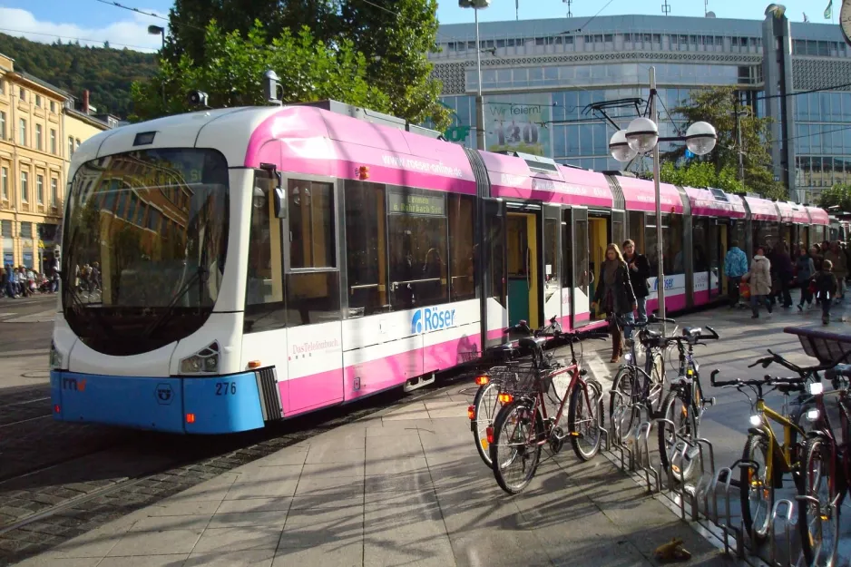 Heidelberg tram line 23 with low-floor articulated tram 276 at Bismarckplatz (2009)