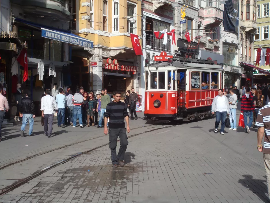 Istanbul Nostalgilinje T2 with railcar 223 on İstiklal Cd (2008)