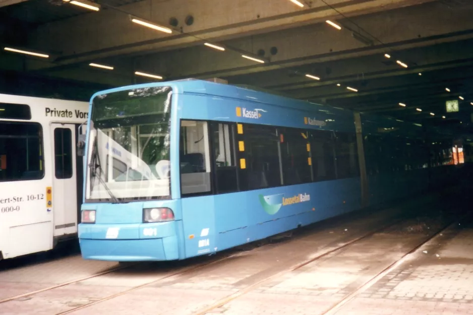 Kassel low-floor articulated tram 601 inside the depot Betriebshof Wilhelmshöher Allee (2002)