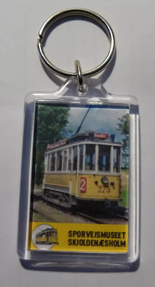 Keyring: Skjoldenæsholm standard gauge with railcar 275 on The Tram Museum (2018)