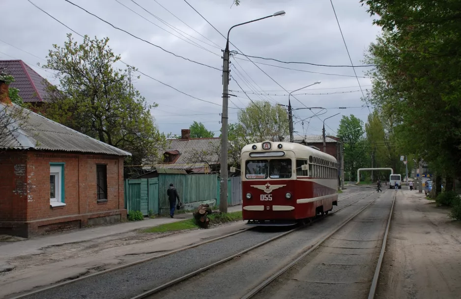 Kharkiv tourist line A with museum tram 055 on Byrona Avenue (2011)