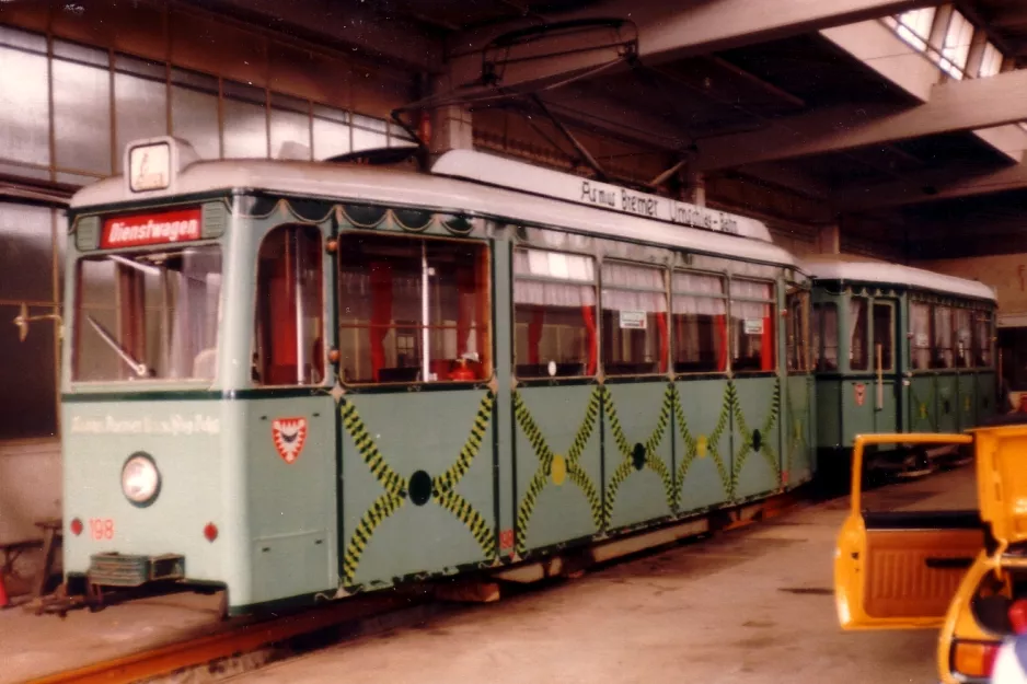 Kiel railcar 198 inside the depot Betriebshof Gaarden (1981)