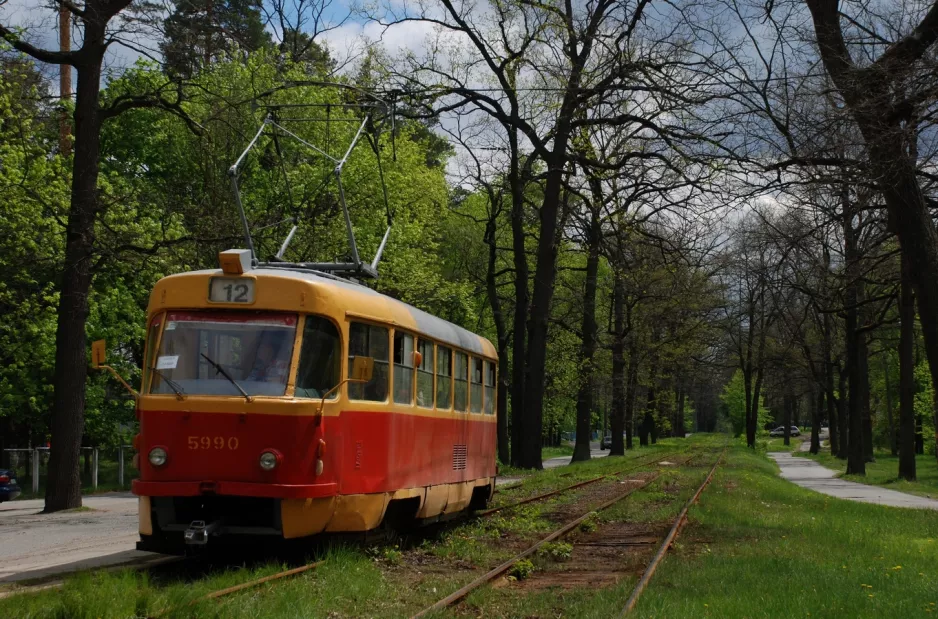 Kiev tram line 12 with railcar 5990 on Vyshhorodska Street (2011)