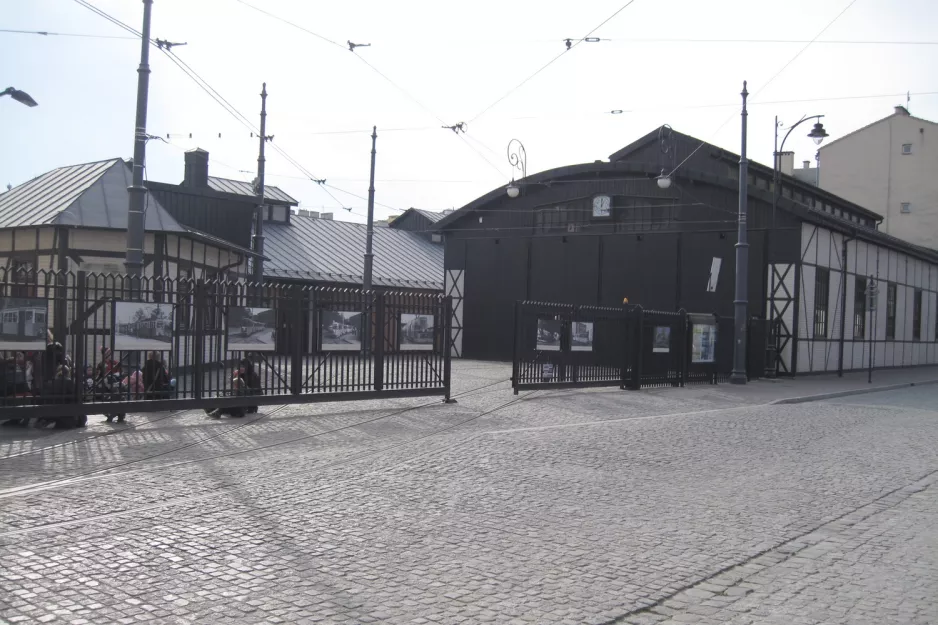 Kraków outside Muzeum Inźynierii Miejskiej (2011)