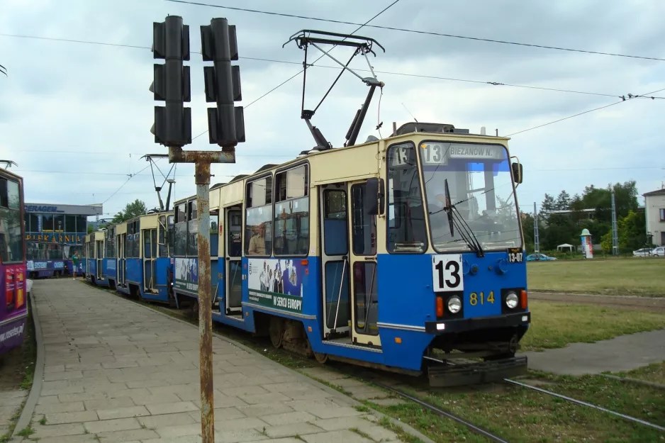 Kraków tram line 13 with railcar 814 at Bronowice Małe (2008)