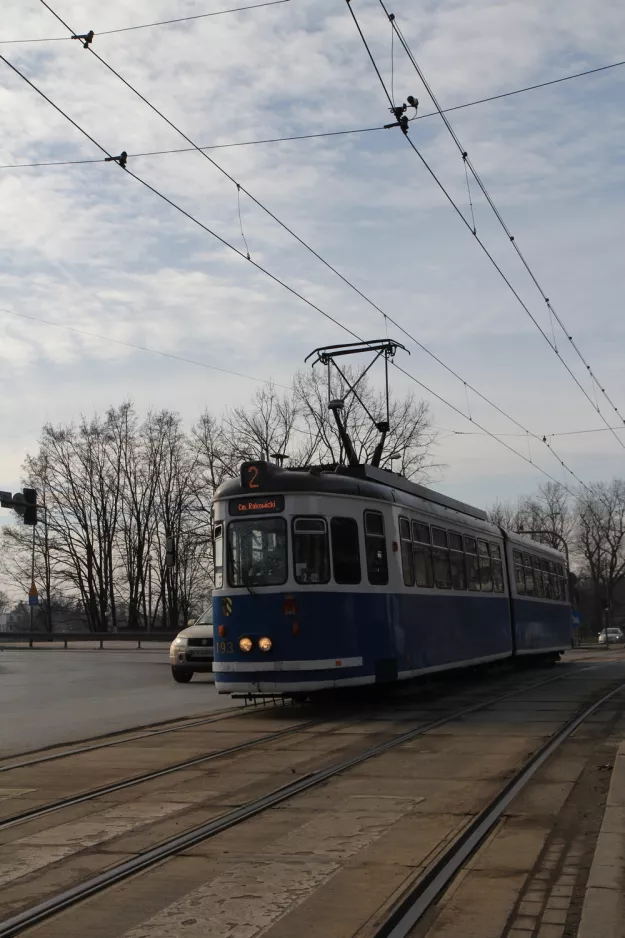 Kraków tram line 2 with articulated tram 193 on Zwierzyniecka (2011)
