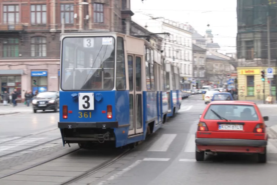 Kraków tram line 3 with railcar 361 near Stradom (2011)