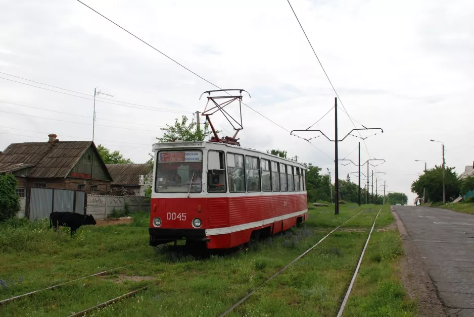 Kramatorsk tram line 5 with railcar 0045 on Stratosferna Street, front view (2012)
