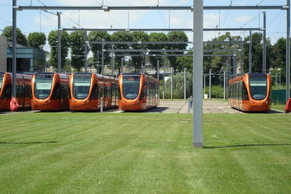 Le Mans low-floor articulated tram 1001 "Désir" at Centre De Maintenance tramway Setram (2010)