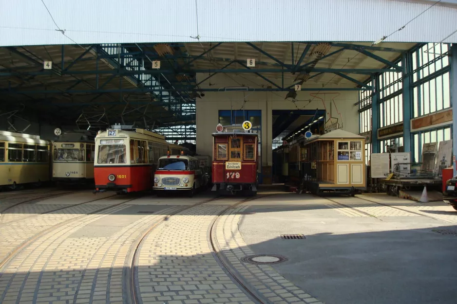 Leipzig railcar 1464 on Georg-Schumann-Straße 244 (2008)