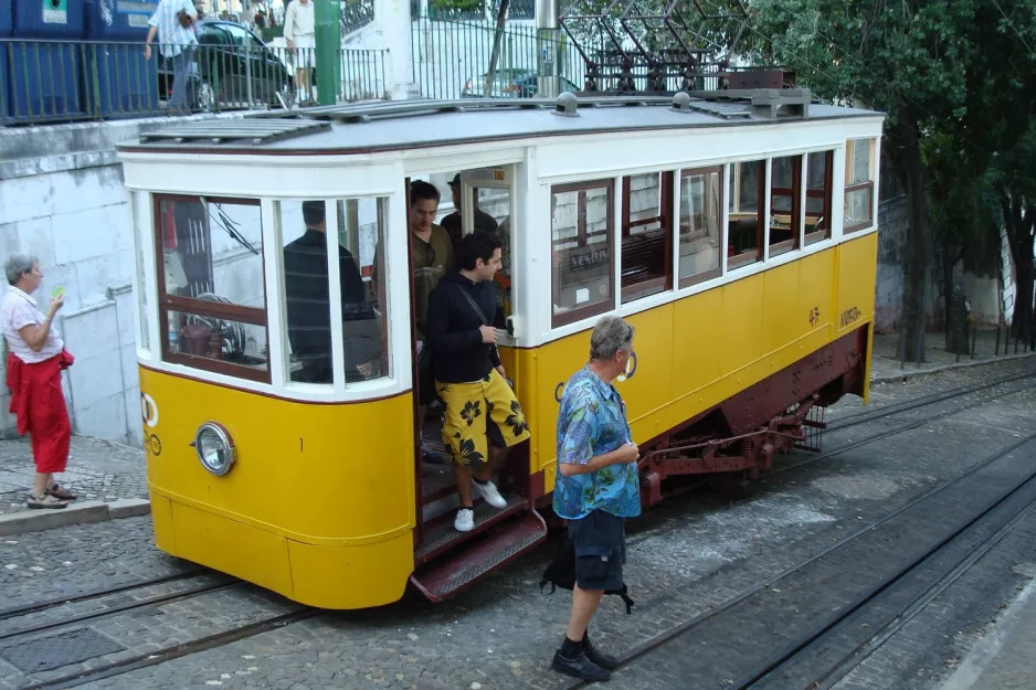 Lisbon funicular Elevador da Glória with cable car Gloria 1 at Bairro Alto Rua São Pedro de Alcântara (2008)