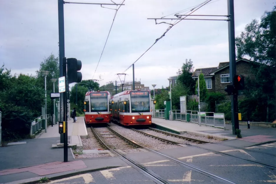 London tram line 3 with low-floor articulated tram 2541 at Dundonald Road Wimbledon (2006)