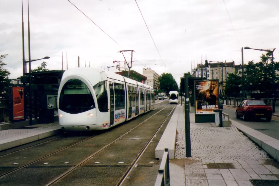 Lyon tram line T1 with low-floor articulated tram 13 at Montrochet (2007)