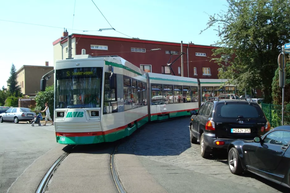 Magdeburg low-floor articulated tram 1366 in the intersection Rebenweg/Quittenweg (2008)
