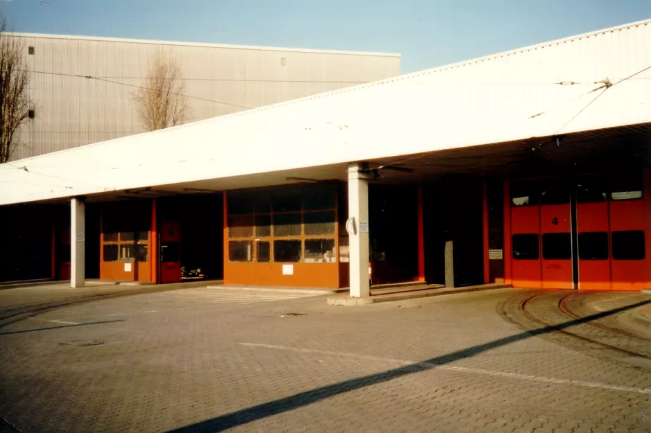 Mainz in front of Kreyßigstr. (2001)