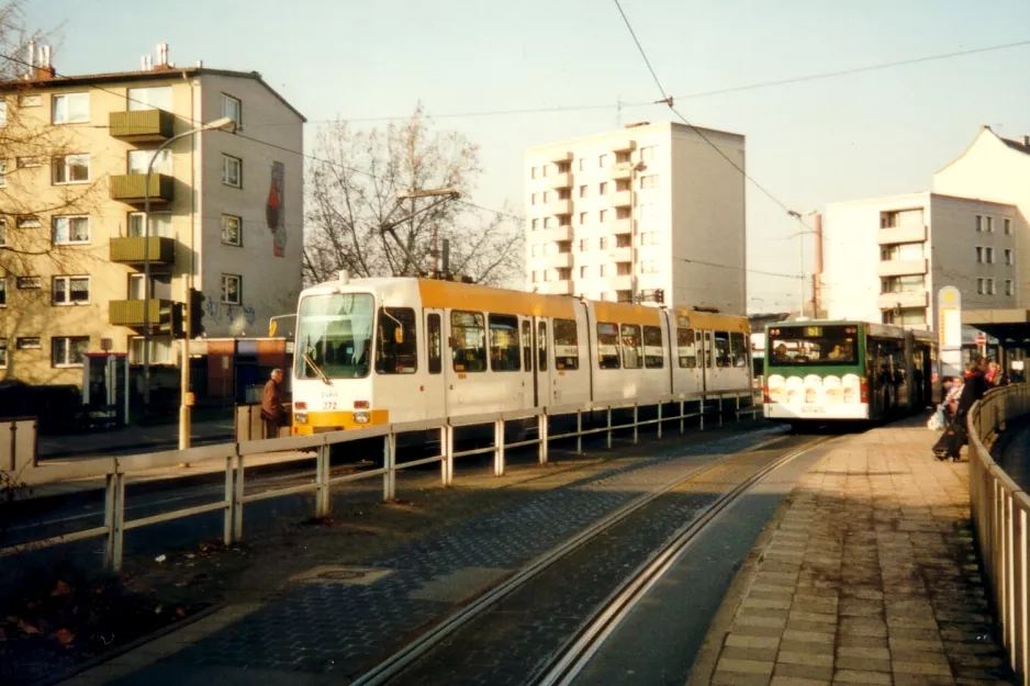 Mainz tram line 51 with articulated tram 272 at Bismarckplatz Mainz (2001)
