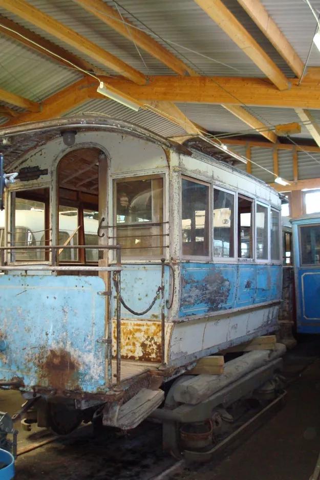 Malmköping sidecar 25 inside Hall III (2009)