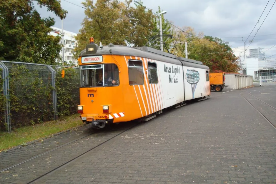 Mannheim grinder car 1302 at Möhlstr. (2009)