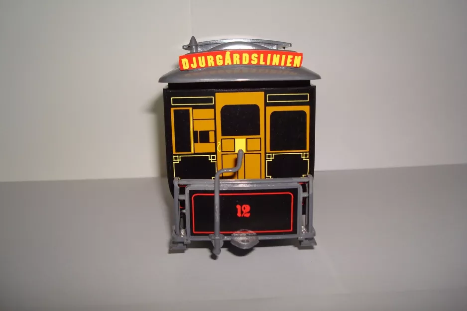 Model tram: Stockholm horse tram 12, the front (2011)